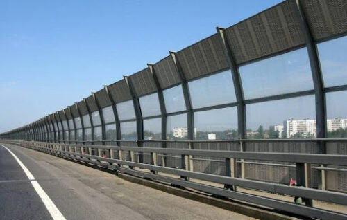 Шумозащитные экраны комбинированного типа Шумозащитные экраны комбинированного типа